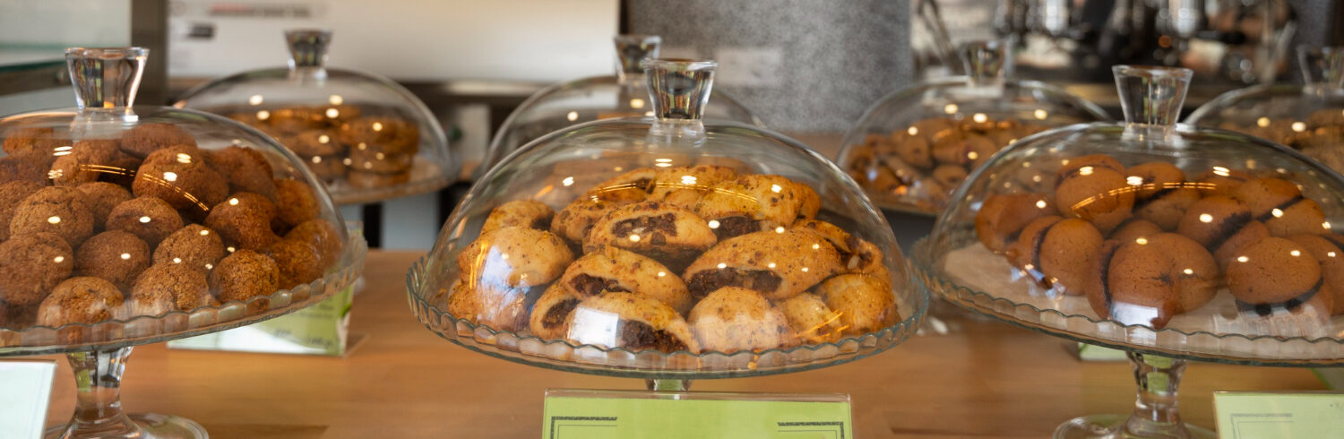 Visiting the Popular Traditional Bakeries of Singapore