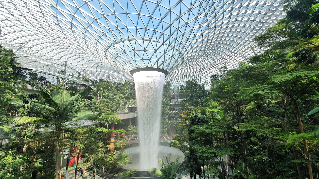 8 Tranquil Spots for Layovers at Changi Airport, Singapore