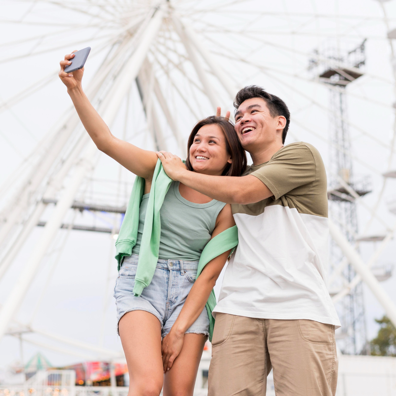 Romantic Dates in Singapore: 5 Enchanting Experiences for Couples